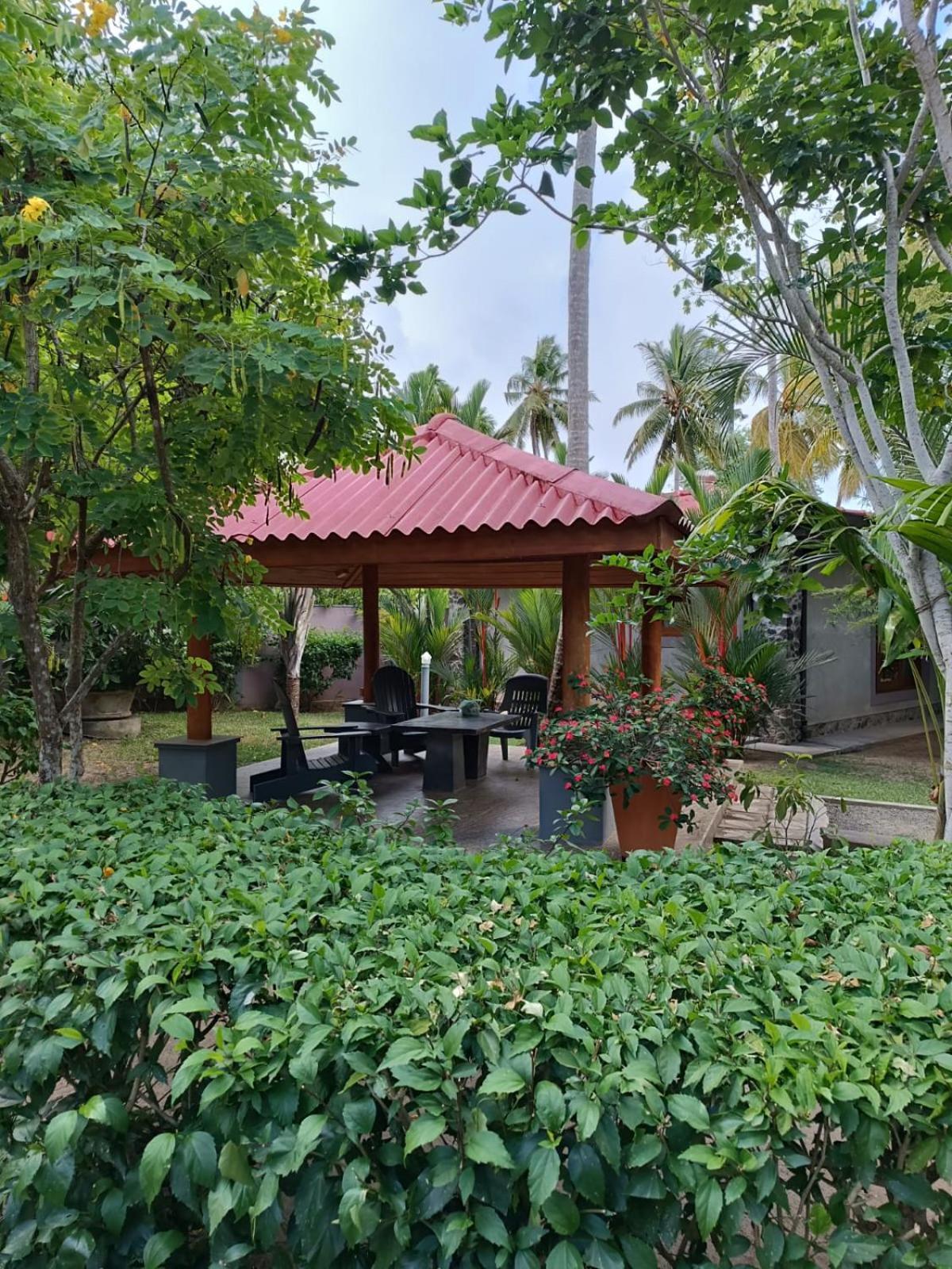Avalon Village Resort Induruwa Zewnętrze zdjęcie